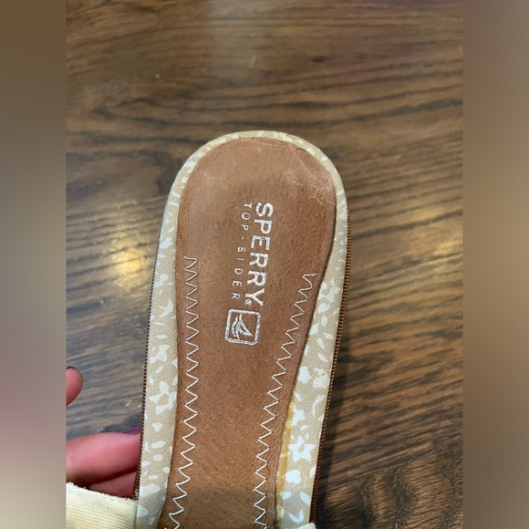 Women’s Sperry Top Spider Wedge Heels Size 9 Light Mint Color W/ Bow Threading - Picture 12 of 16